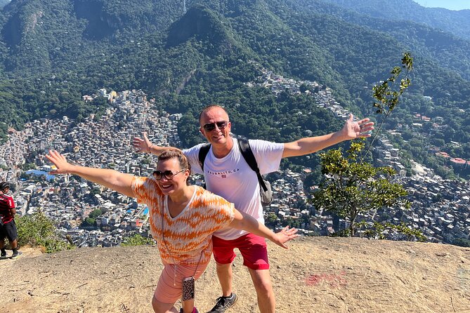 2h30 circuit in the Vidigal Favela - Why the Guide’s Role Matters More Than People Think