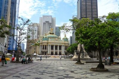 8-Hour Private Guided Tour in Rio de Janeiro - Arcos da Lapa: the aqueduct area that turns a walk into a highlight
