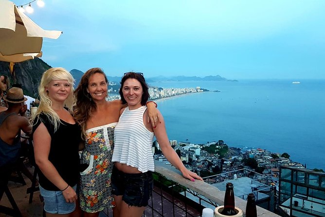 A socio-educational and gastronomic experience in the Vidigal favela - How “local transport + local guide” affects safety and trust