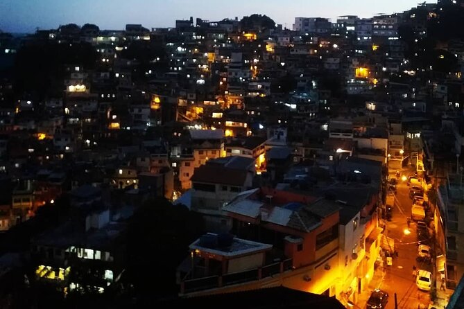 A socio-educational and gastronomic experience in the Vidigal favela - Where you should start: Sheraton Grand Rio in Leblon