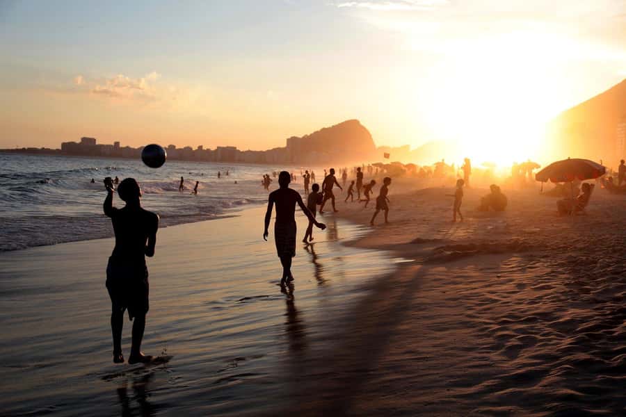 Bossa Nova and the Carioca life - Copacabana and Ipanema - Food, coconut water, and Carioca tastes you can bring home