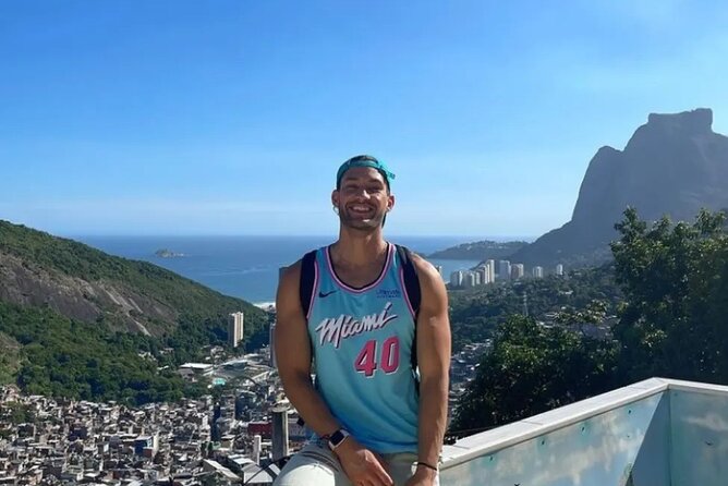 Explore the history and culture of Favela da Rocinha - The View From Above: When the City Clicks