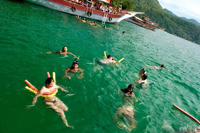 Exploring Angra Dos Reis and Ilha Grande in One Day - Lagoa Verde snorkeling: reef life and the turtle question