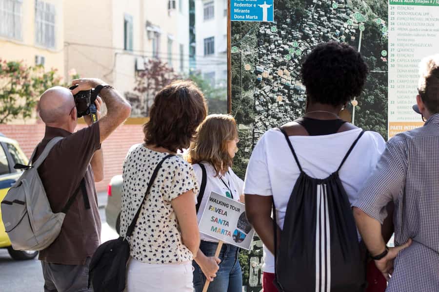 Favela Santa Marta: Walking Tour with local guide - Included stops and what you may still want to buy