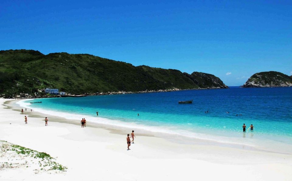 From Rio: Arraial do Cabo - The Brazilian Caribbean Daytrip - Language on board and in the bus: a reality check for English speakers