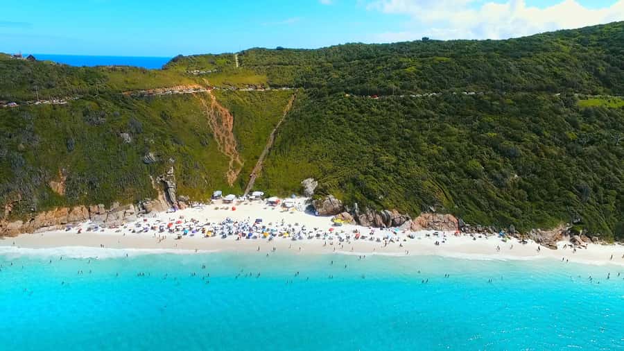 From Rio de Janeiro: Arraial do Cabo Boat Trip with Lunch - Key highlights at a glance