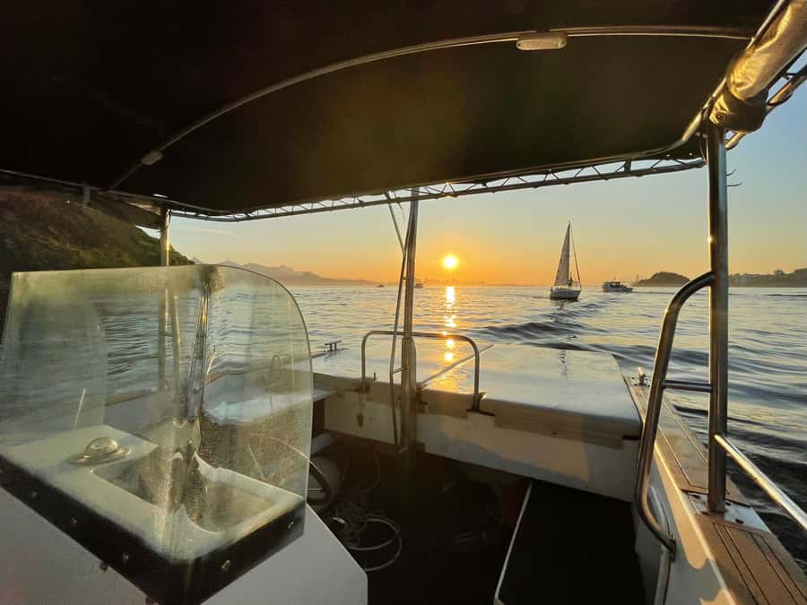 From Rio de Janeiro: Private Speedboat Tour - Weather and route changes: what flexibility really means