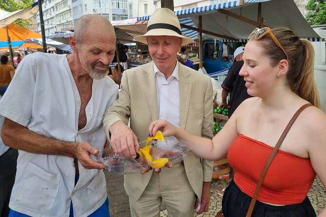 Guided Market Fruit Tasting in Rio with 15+ Exotic Flavors - Timing in Rio: fitting it into your day in a realistic way