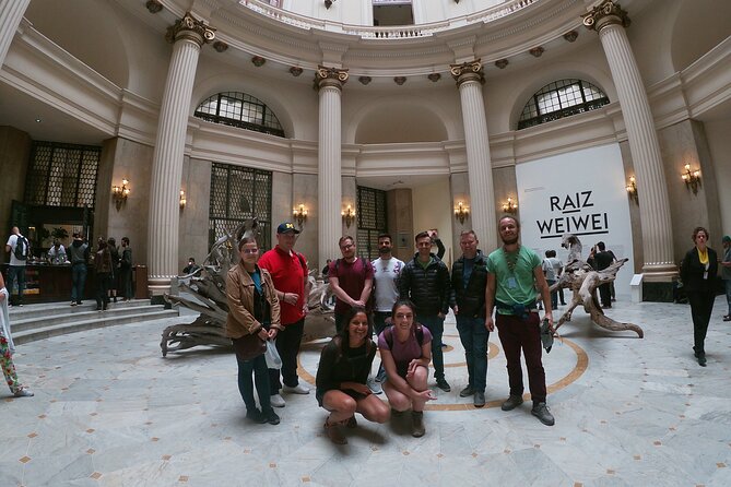 Historical Downtown and Lapa - Walking Tour - The Republic stop: a quick pass with context