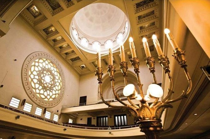 Jewish Tour in Rio de Janeiro - Leblon and Ipanema: Lubavitch synagogue life near the sea