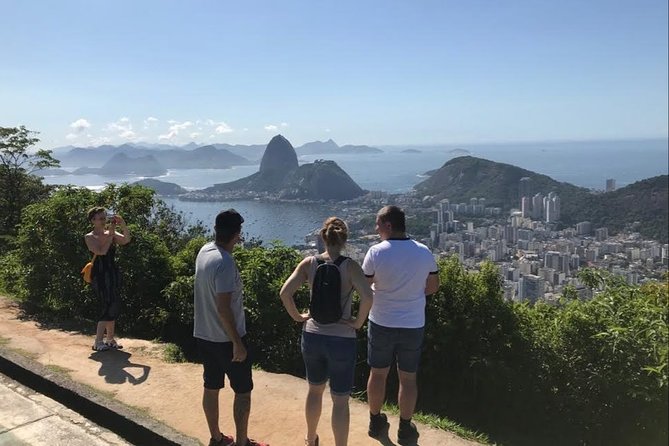 Manu Peclat Rio de Janeiro Private Tours - Entering Rio with Manu Peclat in charge