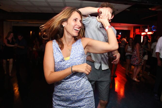More than a Pub Crawl: An Authentic Night Experience in Rio - Stop 4: Improviso Lounge Bar for a real samba circle