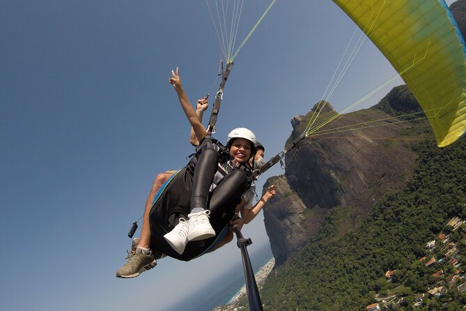 Paragliding in Rio de Janeiro - Pedra Bonita up close: the view part that makes people grin