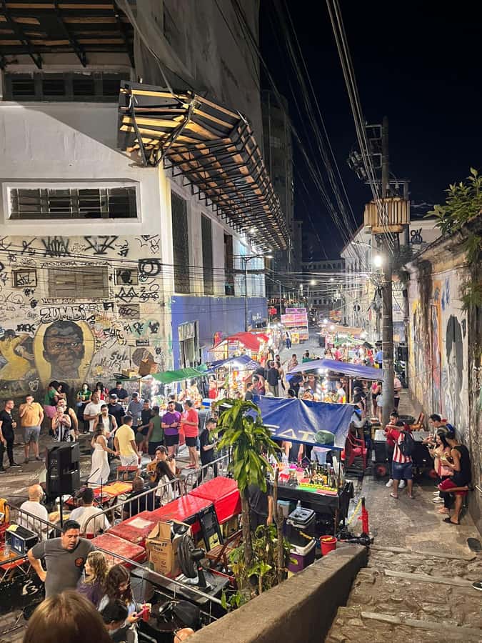 Pedra do Sal: Live Samba Night with Local Guide & Drink - Key Things You’ll Notice at Pedra do Sal