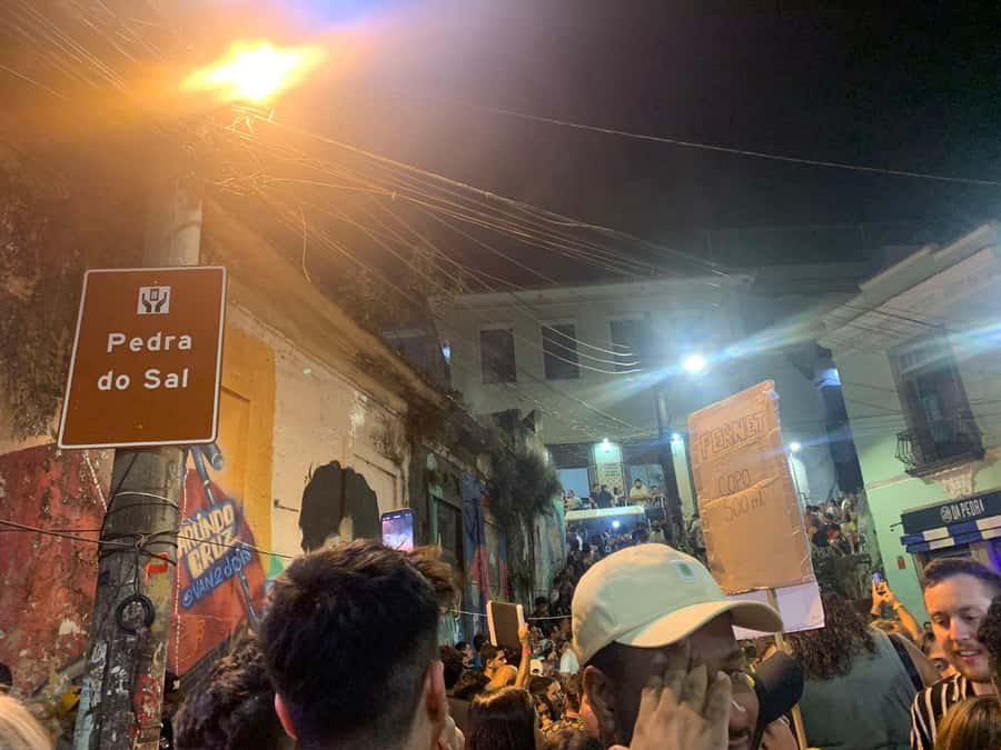 Pedra do Sal: Live Samba Night with Local Guide & Drink - The Real-Life Crowd Factor