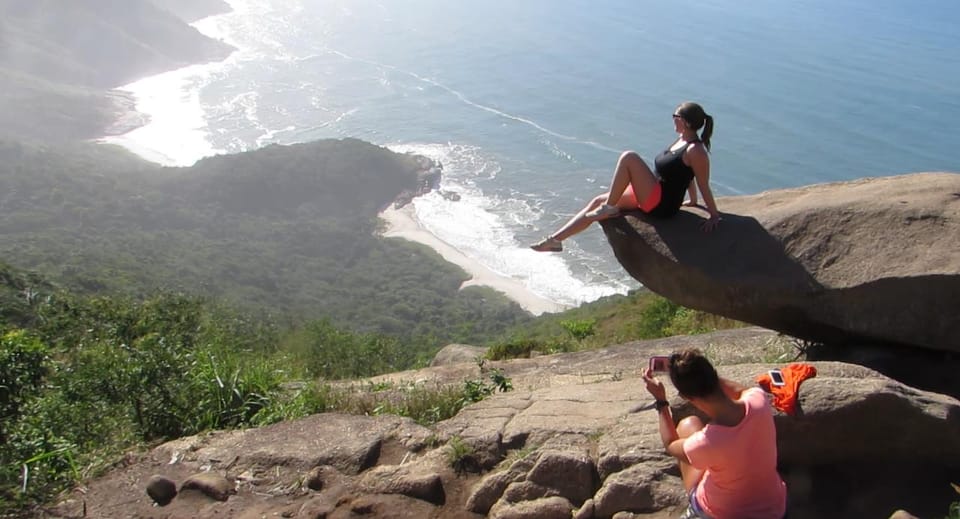 Pedra do Telégrafo: Nature Excursion and Scenic Walk - Telegraph Rock viewpoints: where your camera and your patience both pay off