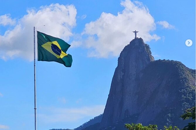 Private and Customizable Tour in Rio de Janeiro - Stop 5: Mosteiro de São Bento as a calm break