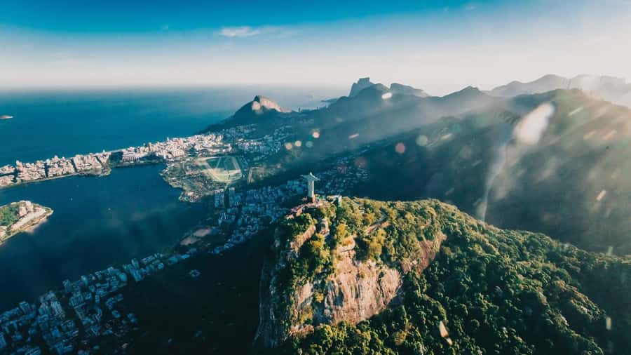 Private Helicopter tour - Rio de janeiro in 20min - Christ the Redeemer: why the circles are the big deal