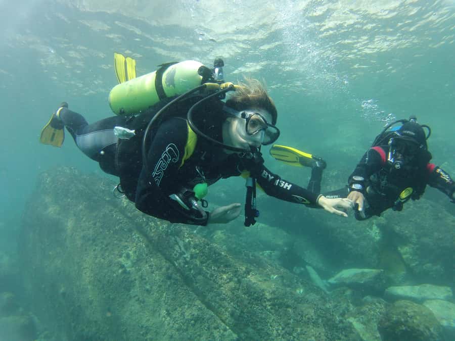 Rio: Best Dive Experience All Inclusive Scuba Diving Package - Certified divers: two tank sessions and how to make them count