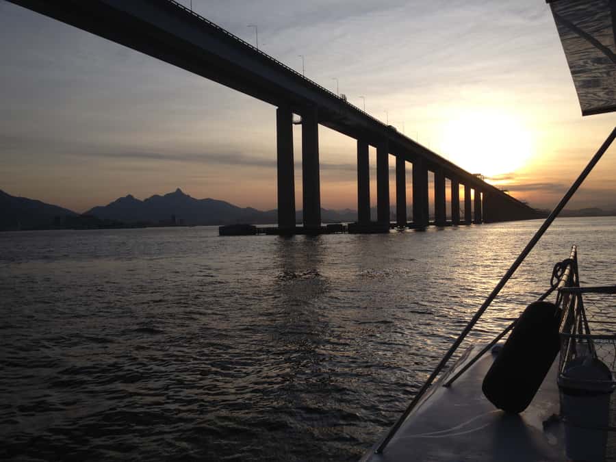 Rio: Boat Tour of Guanabara Bay - Crossing to Niterói: Rio-Niterói Bridge and Concha Acústica Views