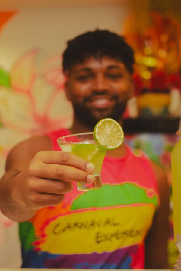 Rio: Carnival Backstage Tour at Samba City with Cocktail - History Talk From Your Local Guide: Why the Competition Shapes Everything