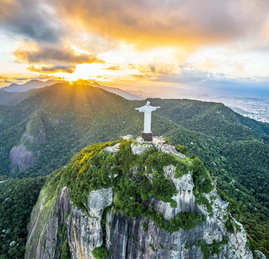 Rio: City Tour with Christ the Redeemer & Sugarloaf Mountain - Corcovado and Christ the Redeemer: Close-Up Awe at the Statue