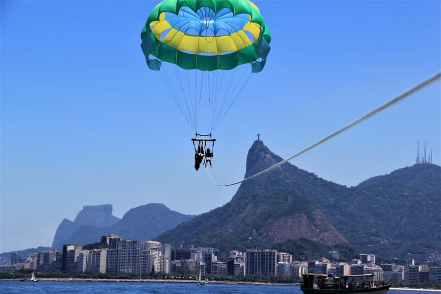 Rio de Janeiro: 2-Hour Boat Trip with Parasailing - Key Points to Know Before You Go