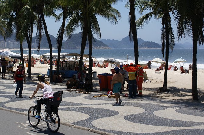 Rio de Janeiro Airport Roundtrip Private Transfer - Private Car Reality: Vehicle Type, Luggage, and Group Size