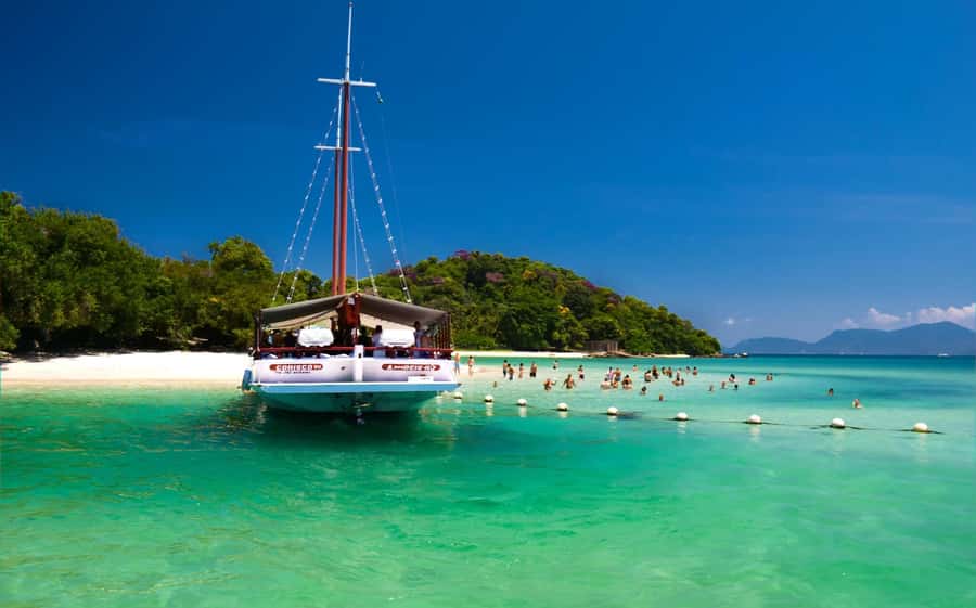 Rio de Janeiro: Angra dos Reis and Ilha Grande Full-Day Tour - Japariz lunch: sea-view buffet that actually counts as a meal