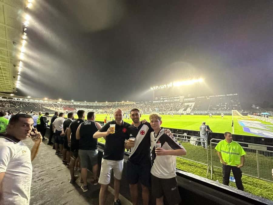 Rio de Janeiro: Attend a Vasco da Gama game with local guide - Pre-match beer and churrasco: the context you get before kickoff