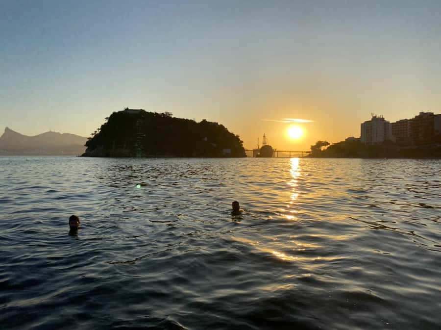 Rio de Janeiro: Boat Tour - Sunset with Beer - Adão Beach swim stop: what the diving highlight really means