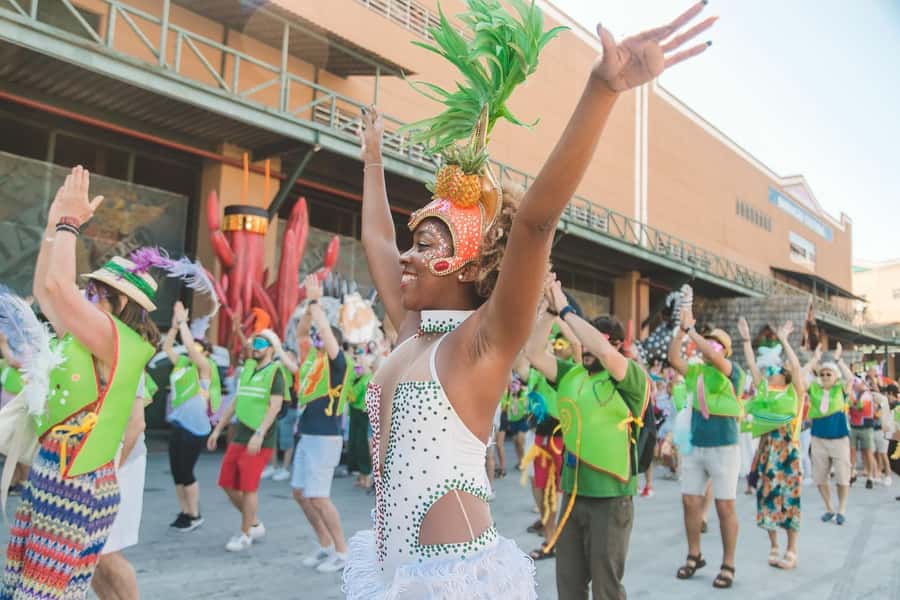 Rio de Janeiro: Carnaval Backstage Tour and Samba Class - The costume workshop and the try-on moment that steals the show
