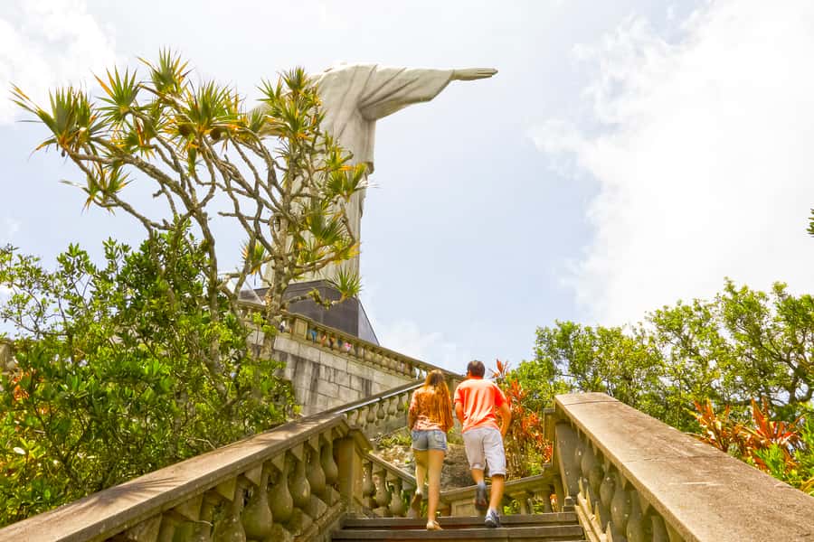 Rio de Janeiro: Christ, Selaron Steps, and Tijuca Park Tour - Hotel Pickup and an Early Start in Zona Sul