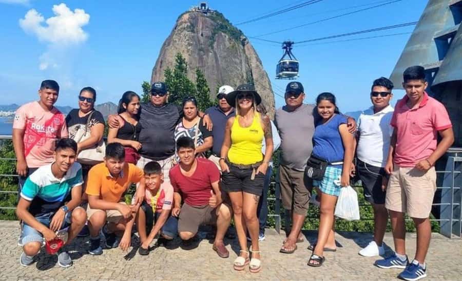 Rio de Janeiro: Christ the Redeemer and Sugarloaf Tour with… - Lunch at a Local Buffet: Fuel for the Afternoon