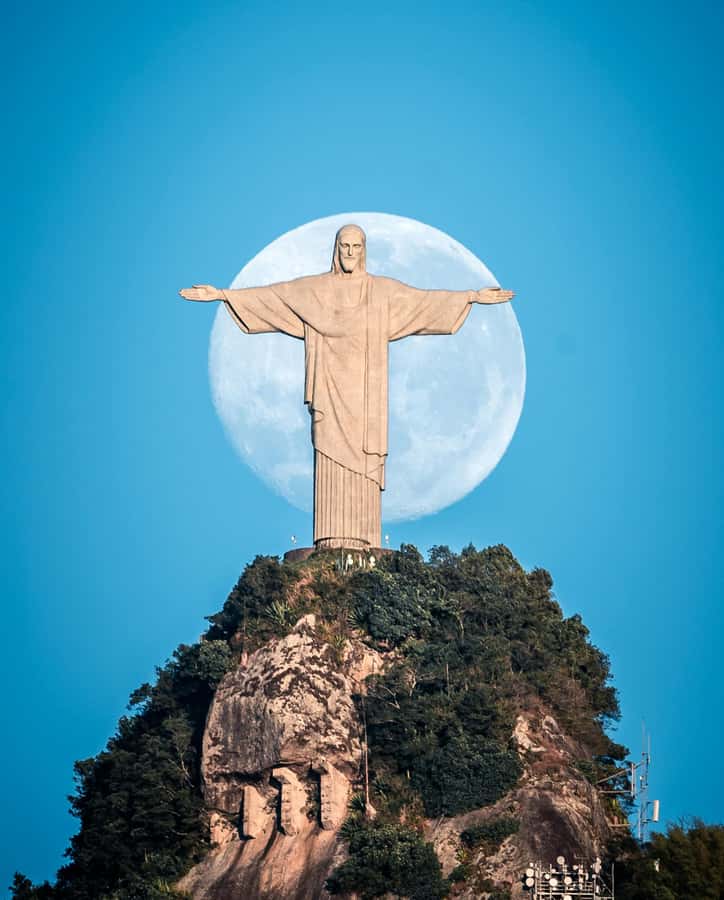Rio de Janeiro: Christ the Redeemer Ticket - Riding up through Tijuca National Park on the Corcovado Train