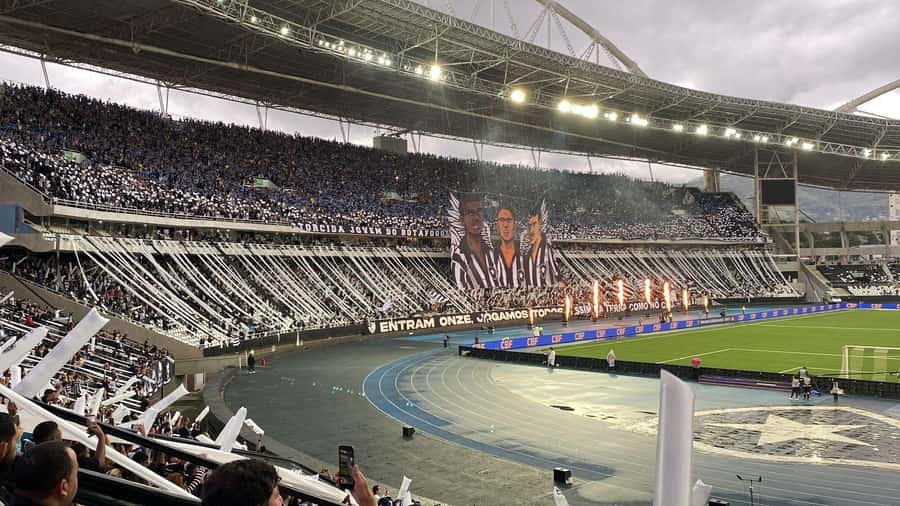 Rio de Janeiro: Enjoy a Botafogo soccer game with Locals - Nilton Santos Stadium: guided orientation before you look around