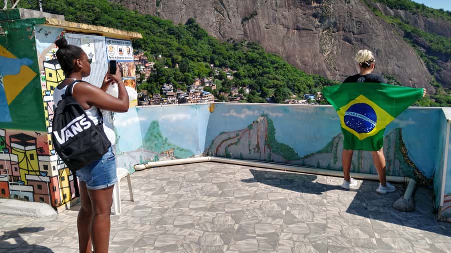 Rio De Janeiro: Half-Day Rocinha Favela Walking Tour - The walk itself: stairs, narrow alleys, and what you’re really signing up for
