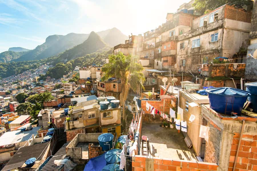 Rio De Janeiro: Half-Day Rocinha Favela Walking Tour - Meeting in Copacabana: how to find the start point fast