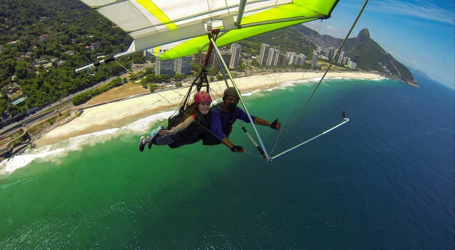 Rio de Janeiro: Hang Gliding or Paragliding Flight - Pedra Bonita ramp time: the viewpoint moment before you fly