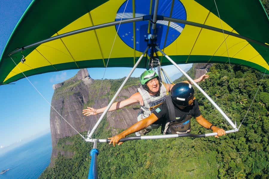 Rio de Janeiro: Hang Gliding Tandem Flight - From Hotel or São Conrado Area Pickup to Tijuca National Park