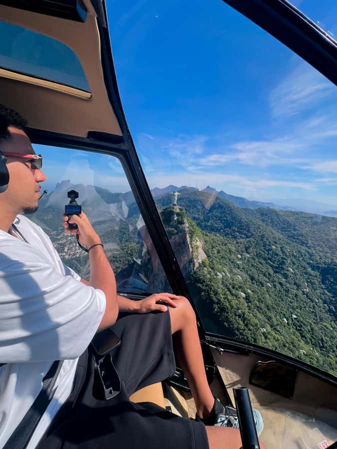Rio de Janeiro: Helicopter Flight Christ the Redeemer 30 min - The Corcovado highlight: Christ the Redeemer in full-city context