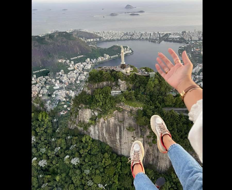 Rio de Janeiro Helicopter Tour | DOORS OFF - Doorless views over Rio: what makes this helicopter ride different?