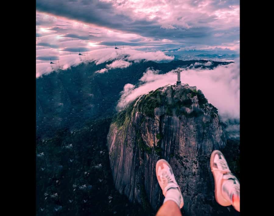Rio de Janeiro Helicopter Tour | DOORS OFF - Morro Dois Irmãos and Leblon to Ipanema: the city-in-between tour