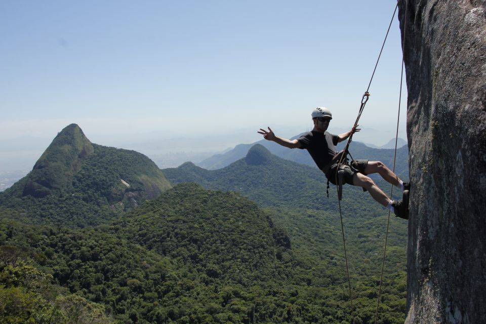 Rio de Janeiro: Hiking and Rappelling at Tijuca Forest - The waterfall break at Cachoeira das Almas (and why it matters)