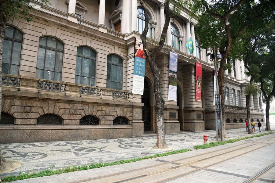 Rio de Janeiro: Historic Rio and Santa Teresa Half-Day Tour - Starting in Rio: Pickup, Timing, and a Tight 4-Hour Route