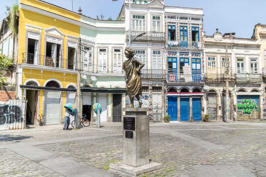 Rio de Janeiro: Little Africa Heritage Walking Tour - Starting at Museu de Arte do Rio: the tone is set fast