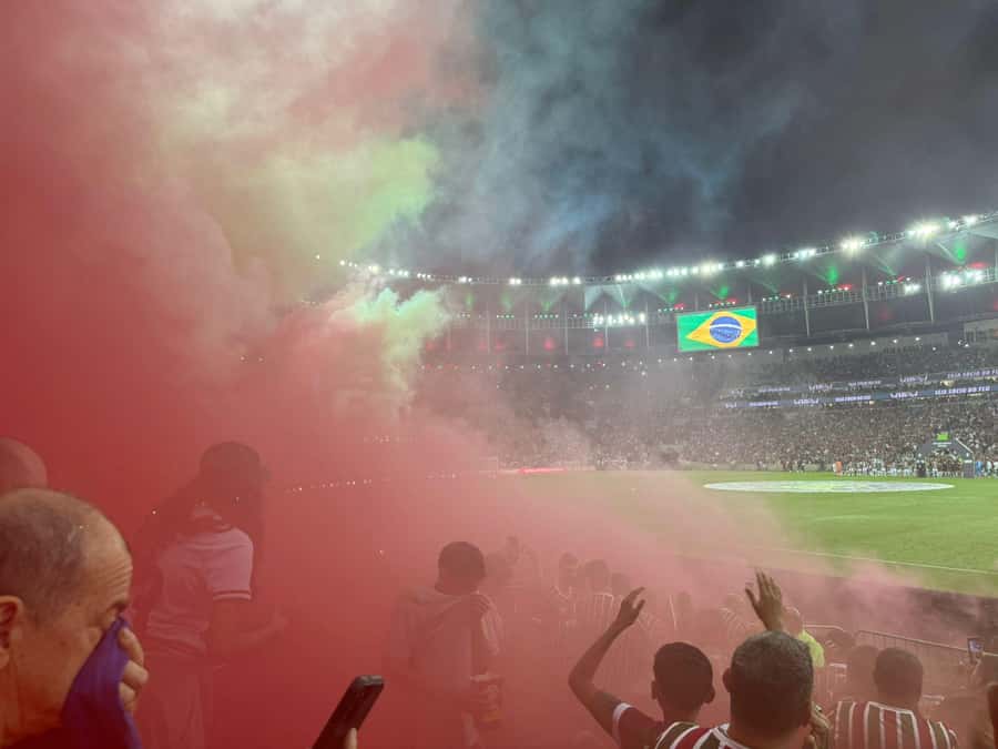 Rio de Janeiro: Maracanã Stadium Match Ticket with Drink - The pre-match local moment and your welcome drink