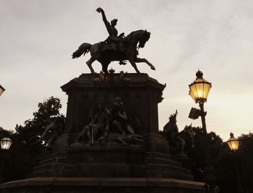 Rio de Janeiro : Must-See Sites Walking Tour With A Guide - Centro, Centro Cultural Banco do Brasil, and the architecture that tells you why power lived here