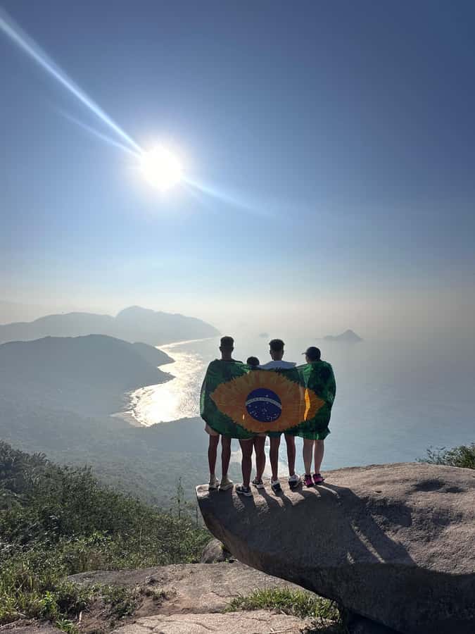 Rio de Janeiro: Pedra do Telégrafo trail and beach stop - The top of Pedra do Telégrafo: why this viewpoint works