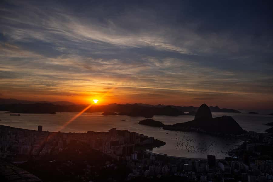 Rio de Janeiro: Private Sunrise Tour at Mirante Dona Marta - Mirante Dona Marta at sunrise: the smart reason to skip the usual crowd